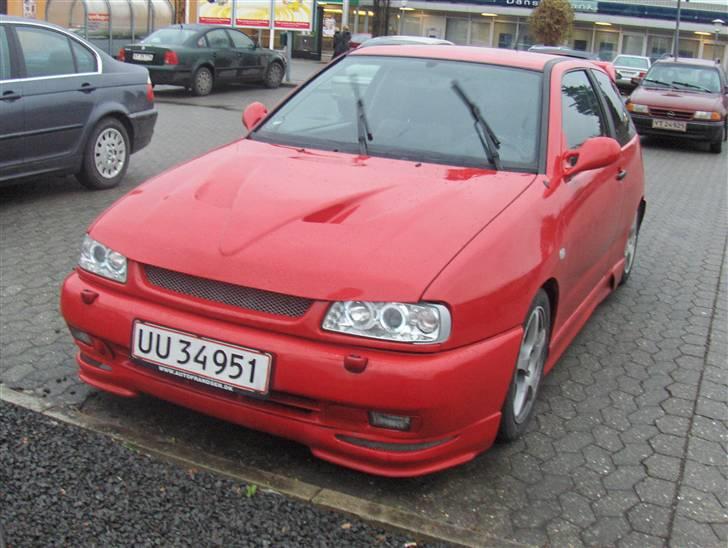 Seat IBIZA TOTAL SKADET billede 3