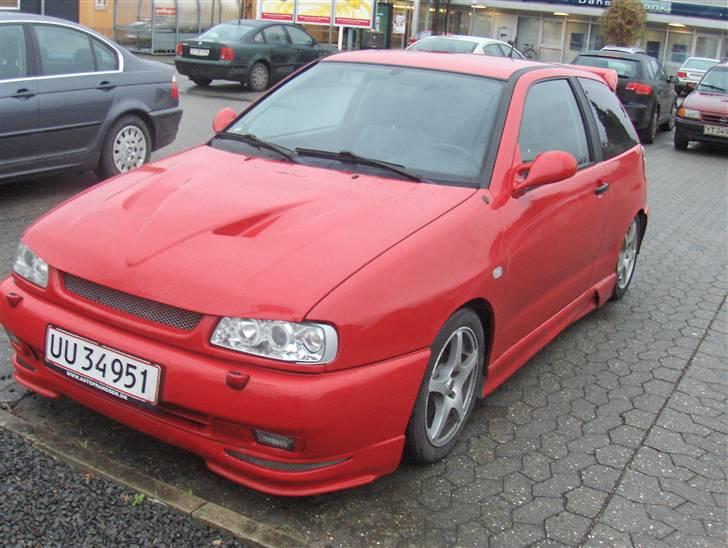 Seat IBIZA TOTAL SKADET billede 4