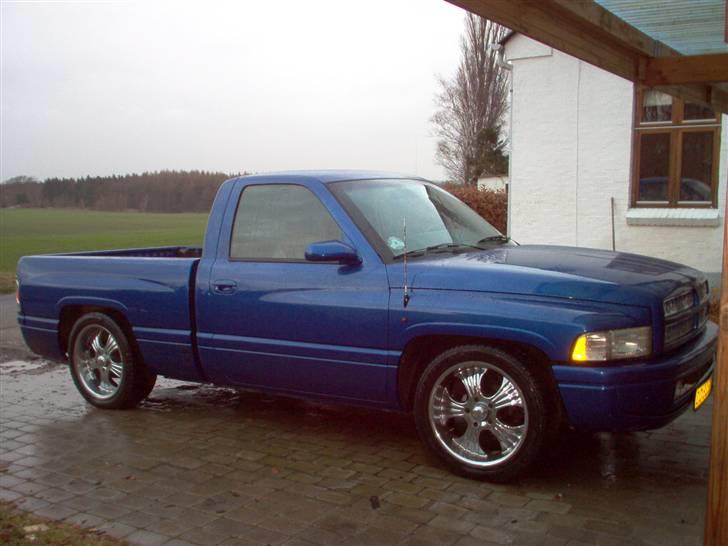 Dodge RAM 1500 er desværre ikke billede 3