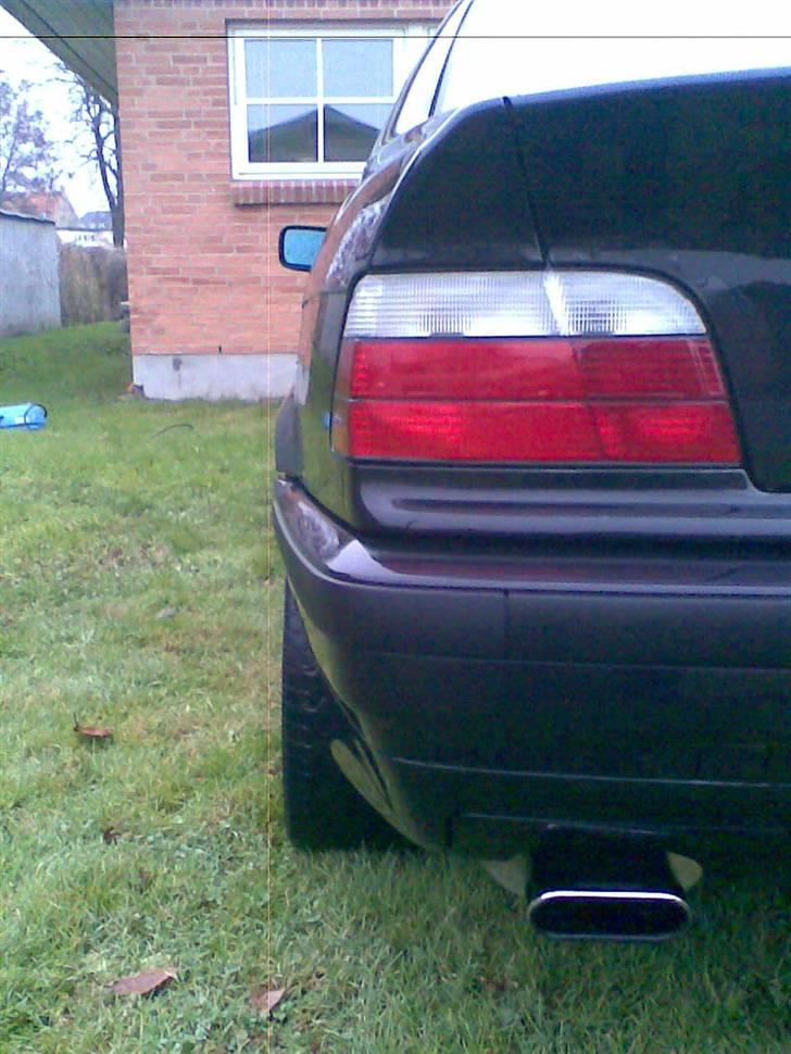 BMW 320 i Coupe SOLGT!!! :( - Nice røv sys jeg :) billede 7