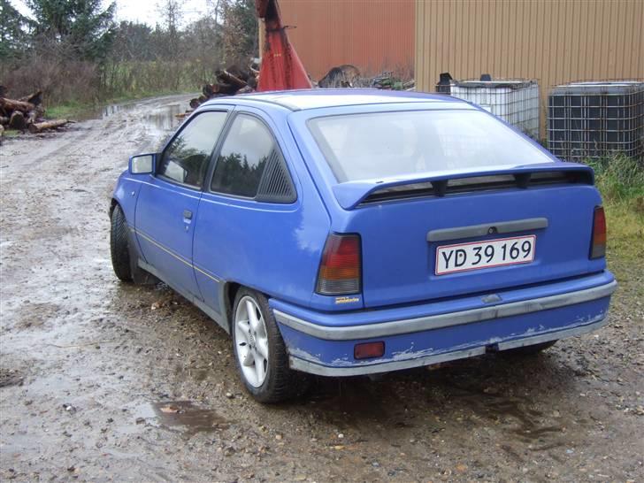 Opel Kadett E -solgt- billede 4