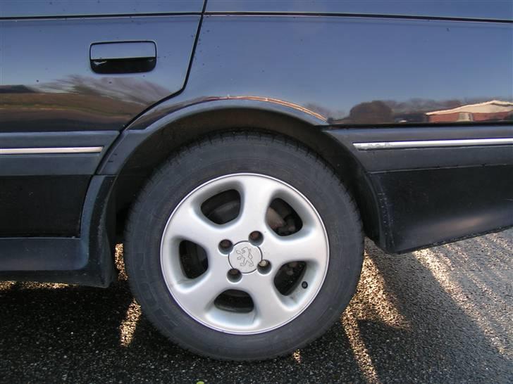 Peugeot 405 2.0 MI16 *SOLGT* billede 9