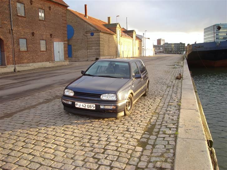 VW golf vr6 solgt - med de nye krom lister billede 12