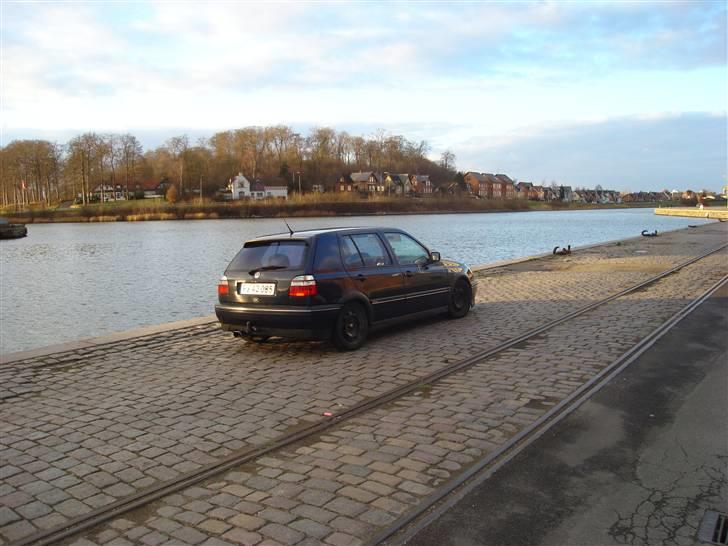 VW golf vr6 solgt - med de nye krom lister billede 14