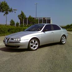 Alfa Romeo 156