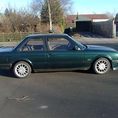 BMW 327i Turbo [Tidl. bil]