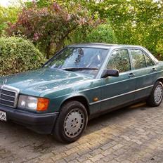 Mercedes Benz 190 E (SOLGT)