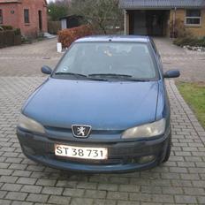 Peugeot 306