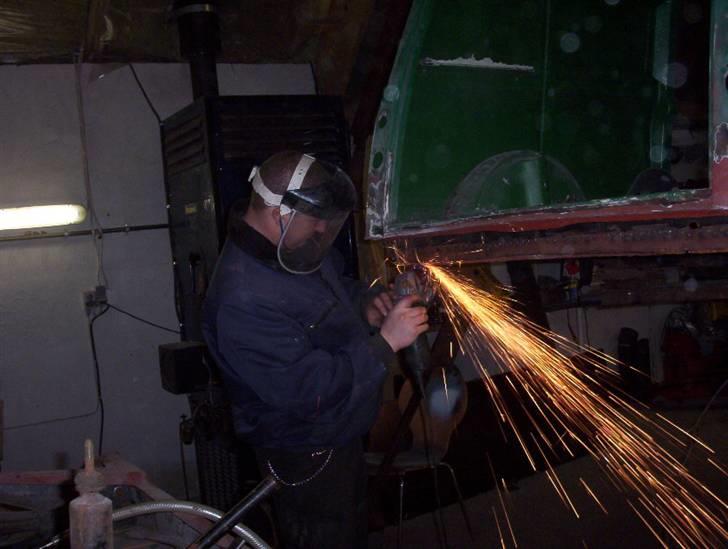 Mini Van  - Der er lidt at skære af. billede 5