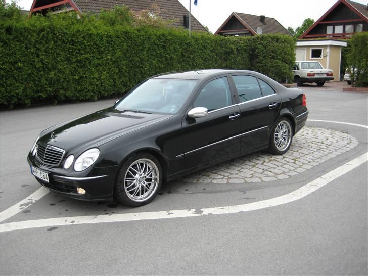 Mercedes Benz W211 E 270 CDI   billede 2