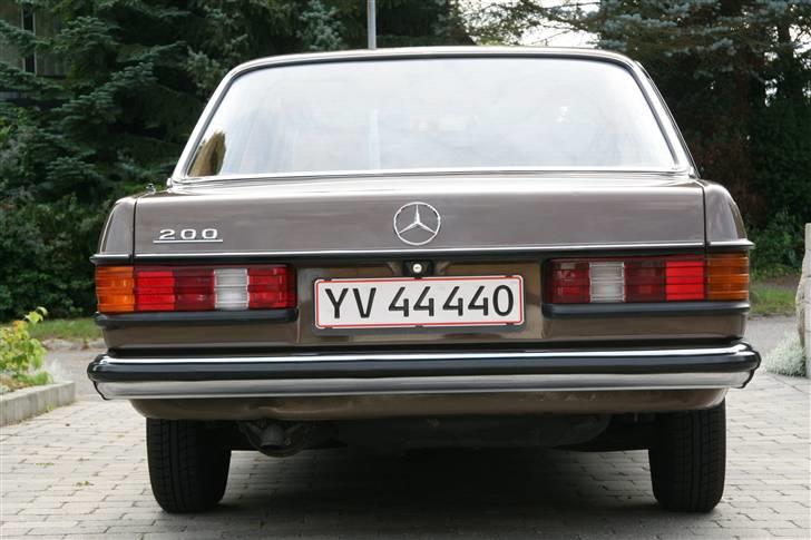 Mercedes Benz 123 (SOLGT) billede 2