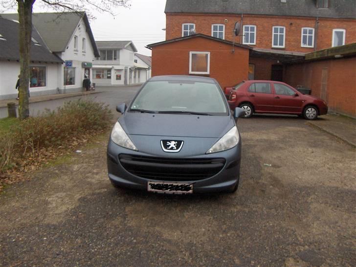 Peugeot 207 billede 1