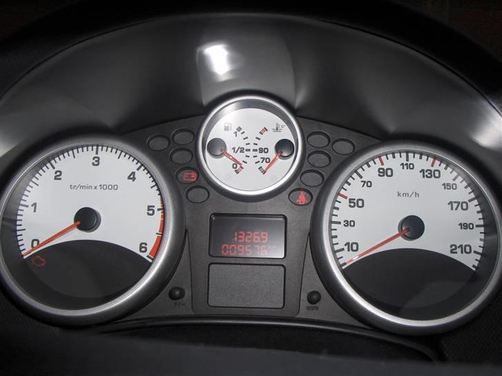 Peugeot 207 billede 10