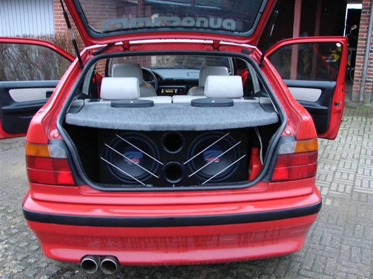 BMW 316I SOLGT billede 15