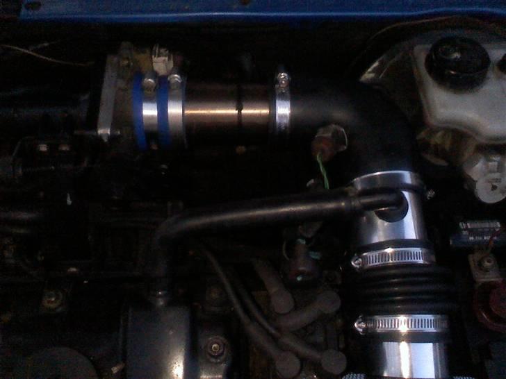 Citroën Saxo VTR - Solgt - Tilslutning af cup-indsugning billede 8