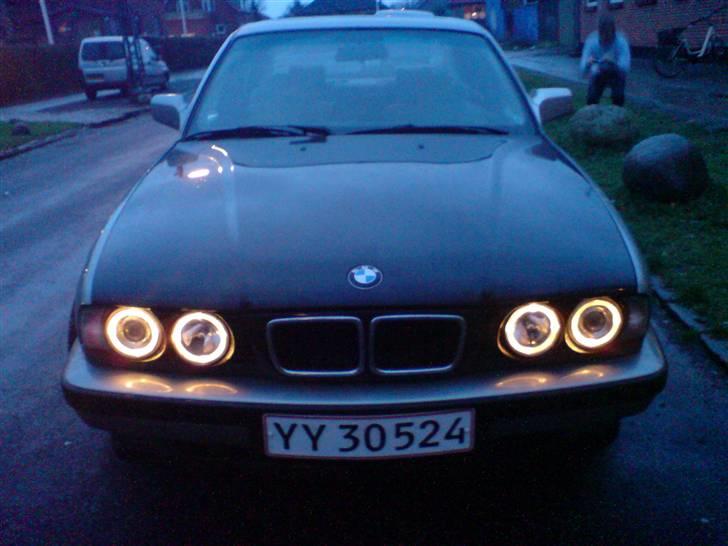 BMW E34 530i SOLGT billede 3