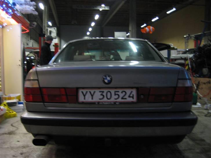 BMW E34 530i SOLGT billede 4