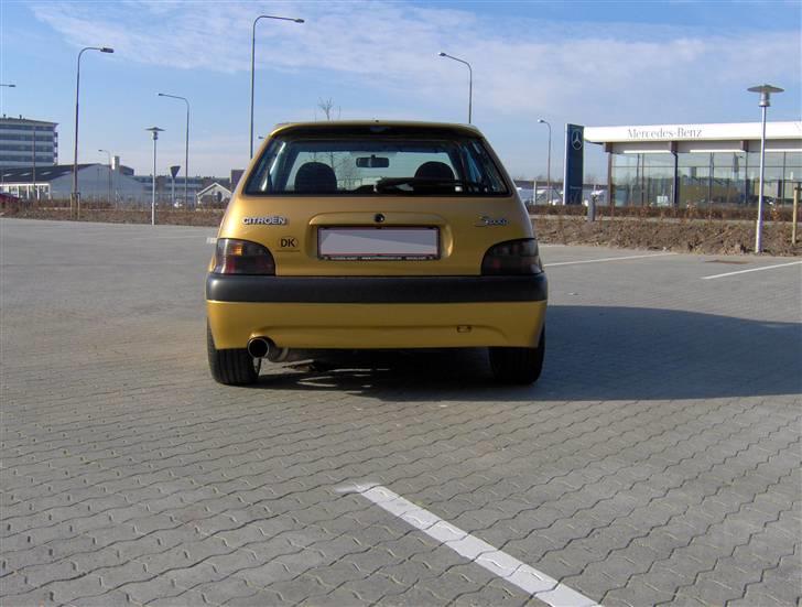 Citroën Saxo VTS (Guld Raketten) - Sorte/klare baglygter billede 3