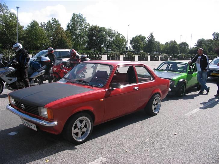 Opel Kadett C Sedan - taget søndag 6/9-09 på vej hjem fra træf i Tyskland. billede 3