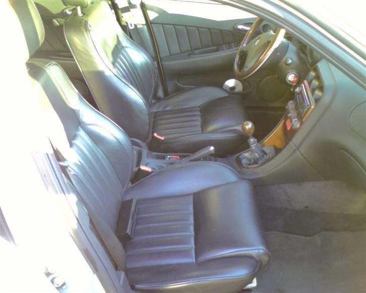 Alfa Romeo 156 - Interiør bilder er lavet inden den nye rudetoning. billede 6