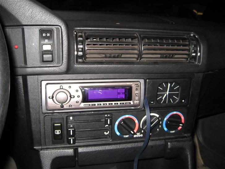 BMW E34 530i SOLGT billede 9