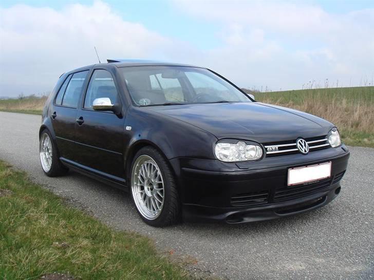 VW Golf GTI Turbo Highline - Som den står på nuværende tidspunkt... Der er lige kommet BBS på. billede 1