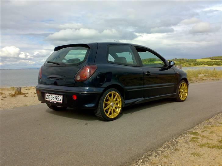 Fiat Bravo HGT 2,0 20v - Solgt - Sportsdæmpere og sænkningsfjedre, hvor er i henne? billede 4