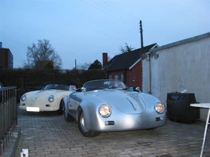 Porsche 356 Speedster Replica - Speedy på besøg hos dens widebody ven billede 7