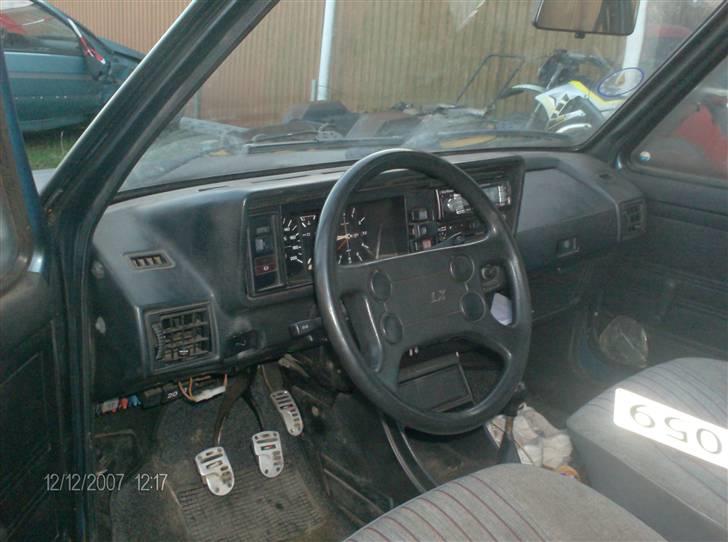 VW Golf 1 (SKROTTET) billede 3
