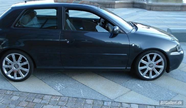 Audi A3 1,8 20VTurbo SOLGT billede 5