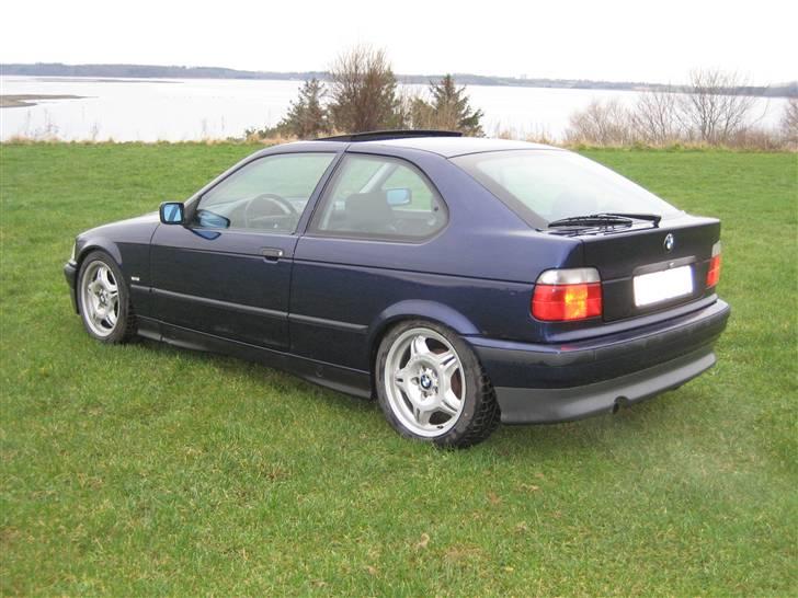 BMW 316i Compact Bavaria billede 2