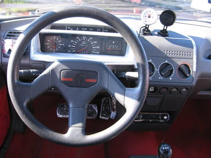 Peugeot 205 SOLGT :/ billede 5