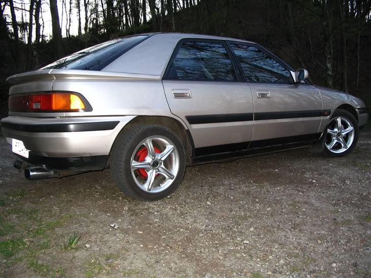 Mazda 323f - Mazda´en på udflugt  billede 3