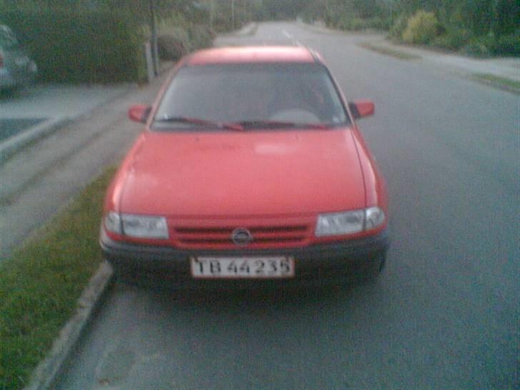 Opel Astra 1,6i NZ ( SOLGT) billede 10