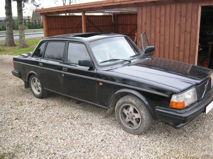 Volvo 240 billede 1