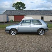 VW Golf 2 1,9 td Solgt