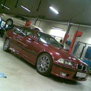 BMW E36 320