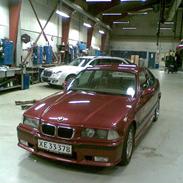 BMW E36 320