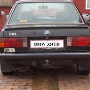 BMW 324 TD