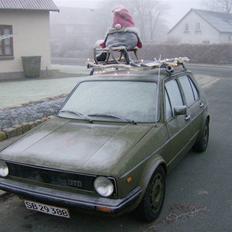 VW Golf 1 Head Turner