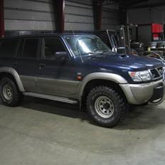 Nissan Patrol Y61 ¤ SOLGT ¤