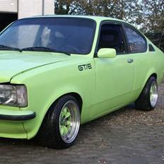 Opel kadett c coupe gte solgt