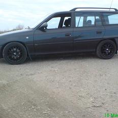 Opel Astra 1,8 16v  