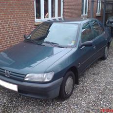 Peugeot 306 SL (Totalskadet)