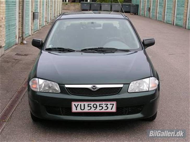 Mazda 323  billede 3