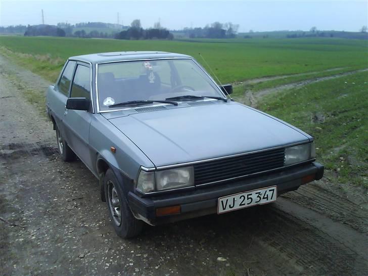Toyota Corolla Ke-70 (kaput) billede 3