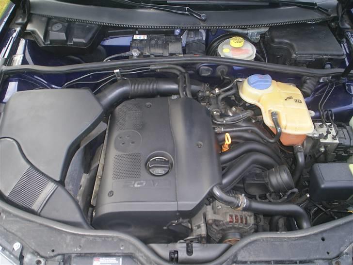 VW Passat 1.8 20v   SOLGT - Mangler desværre WV mærket billede 11