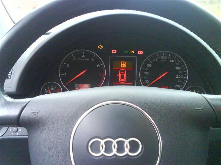Audi A4 1,8 20VT billede 11