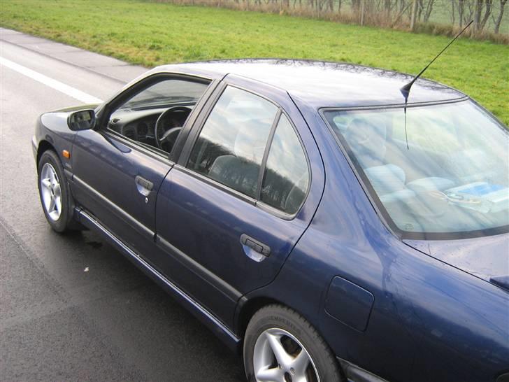 Nissan primera sri billede 3