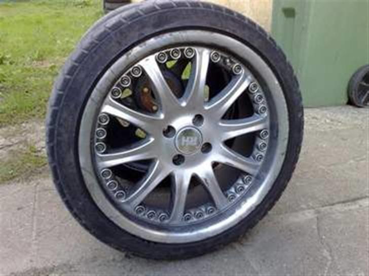 VW Golf III **SOLGT** - Mine 17" som til sommerfælge billede 9